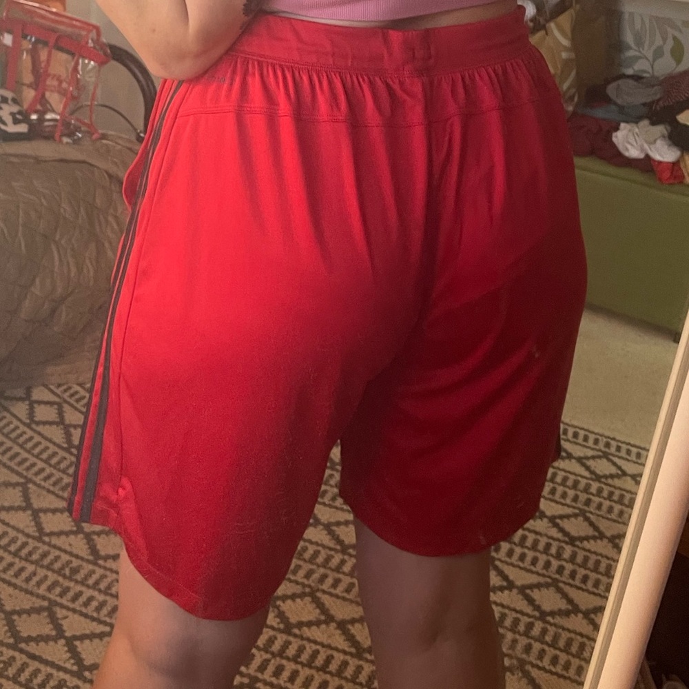 Adidas basketball shorts with pockets - Picture 3 of 6